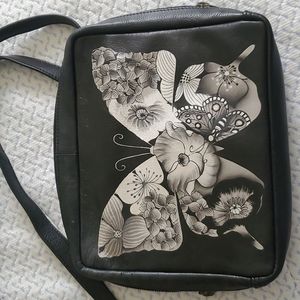 Anuschka Crossbody bag